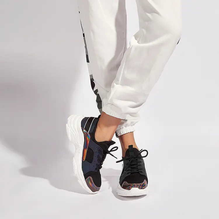 2021 Stylish Unique Reflective Design Wholesale Platform Sport Shoes Women Men's Fashion Sneakers